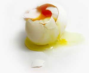 cracked egg image by Ganesha Balunsat via Flickr